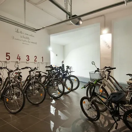 Kissfromsalento B&b+bike לינה וארוחת בוקר 2*